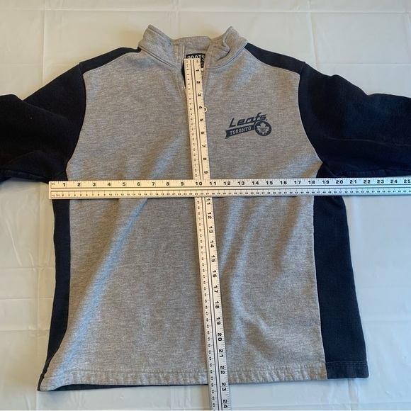 🏒Roots Official NHL Toronto  Maple Leafs 1/4 Zip Sweater Women’s Size Medium🏒 - Picture 11 of 11
